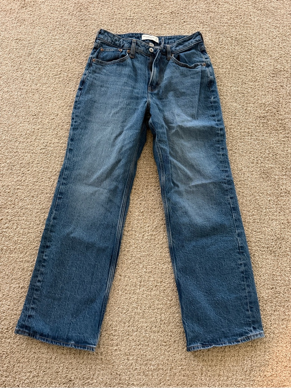 Abercrombie High-Rise 90s Relaxed Jean- Curve Love & Petite